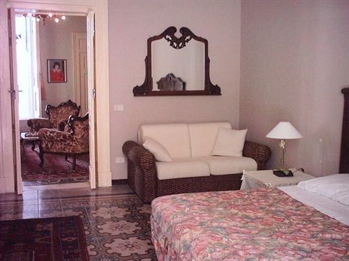 Bed & Breakfast Palazzo Antonelli 2*